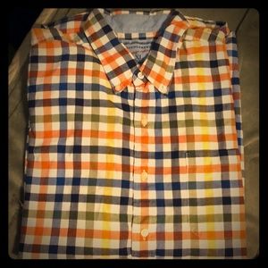 Long sleeve men’s flannel shirt. Size XL